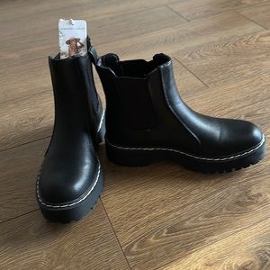 🖤Sincerely Jules No Lace Black Combat Boots!!🖤🖤